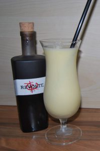 Revolt Rum dans la Piña Colada