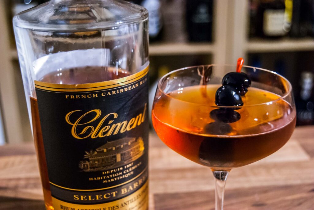 Der Clement Rhum Agricole Select Barrel im Red Gibson.