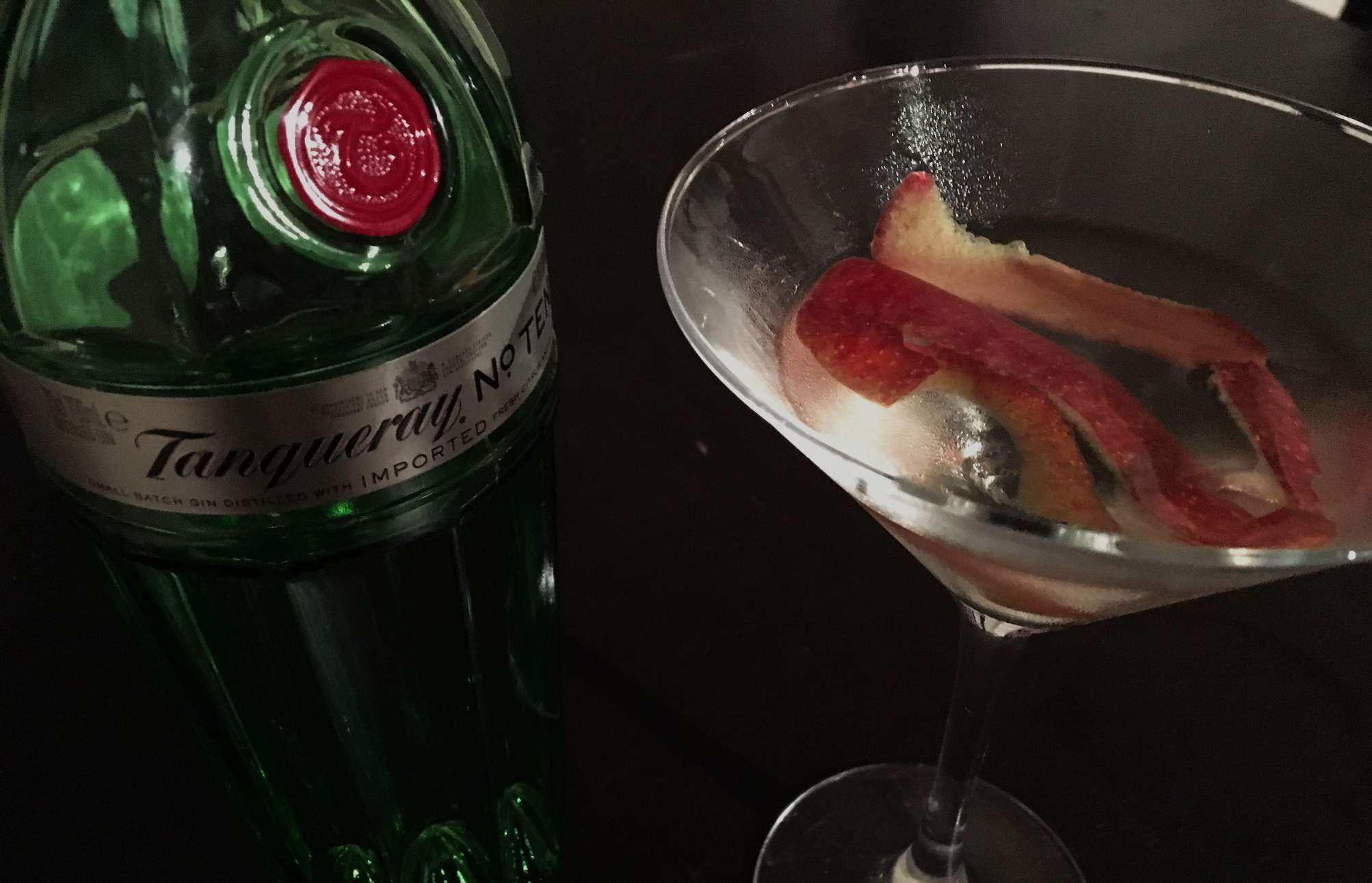 Tanqueray No. 10 Gin als Martini.