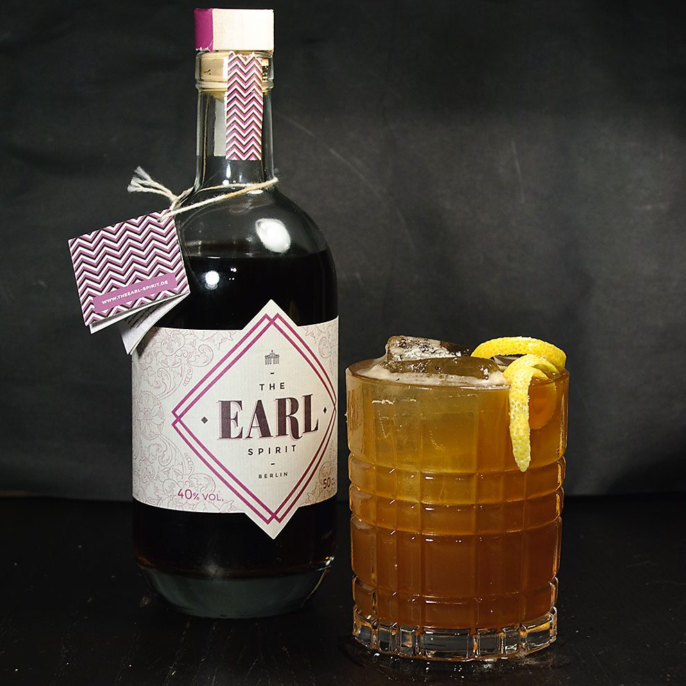 The Earl Spirit jetzt mit 40 Prozent und weicherem Basis-Alkohol - jetzt macht der Berliner Schnaps mit dem Spreegraf Bitter Lemon great again!