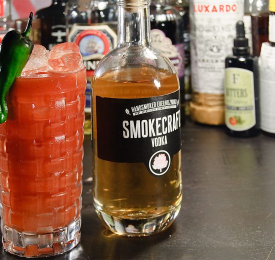 Smokecraft Vodka macht sich in vielen Cocktails gut - hier zum Beispiel in einer Bloody Mary.