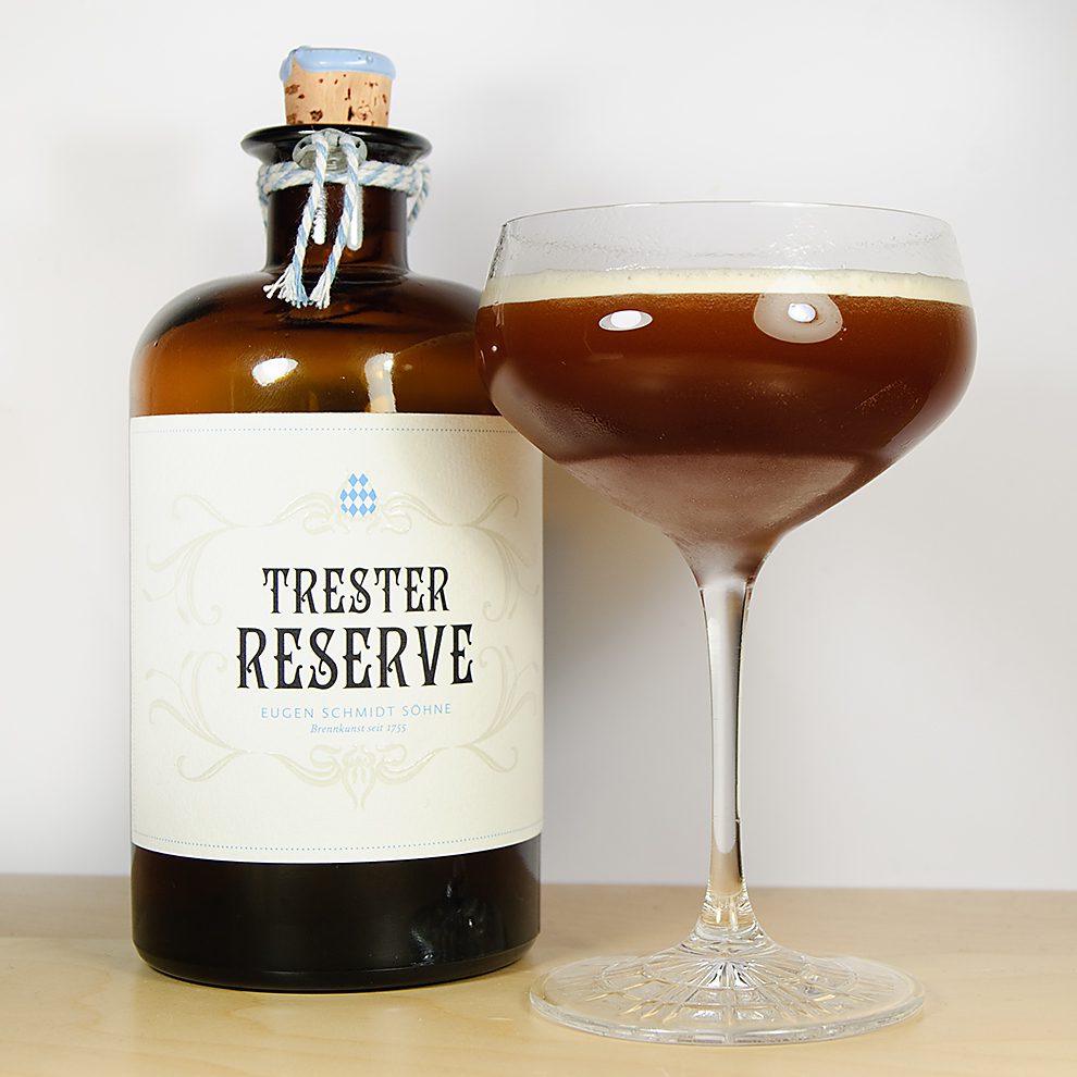 Der Trester Reserve vom Weingut Schmidt in einem Trester Espresso Martini.