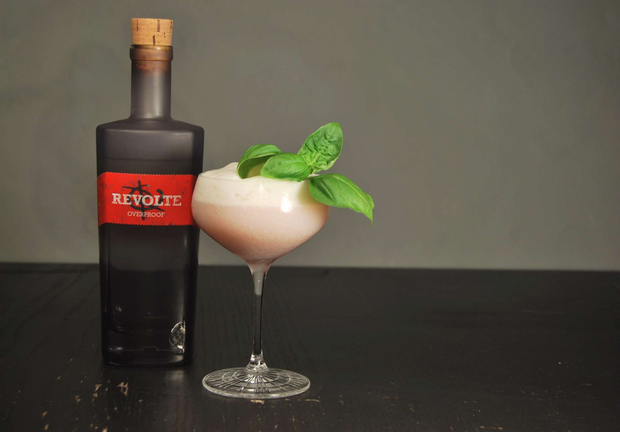 Revolte-Rum-Melony-Snicket-Melonenlikör-Buttermilch - & Mixgetränke Cocktails auf
