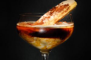 Ein flüssiges Tiramisu aus Amaretto, Kaffee und Schokolikör.