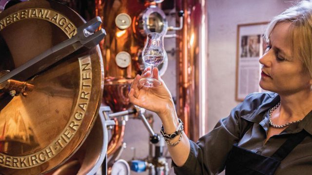Myriam Hendrickx ist Master Distiller der Rutte Distillery in den Niederlanden. Bildquelle: Rutte