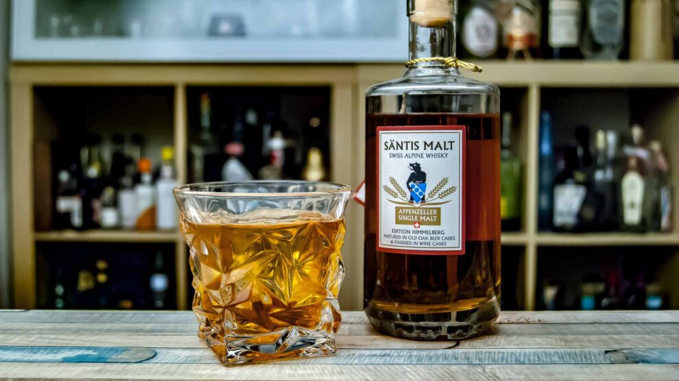 Säntis Malt Swiss Alpine Whisky Himmelberg in einem Old Fashioned.