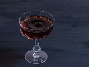 Der Rob Roy ist die Scotch-Version des Manhattan Cocktail.