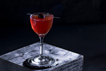 Ein Wardroom Cocktail - das Teil begeistert unter Garantie alle Rum Manhattan-Freunde.